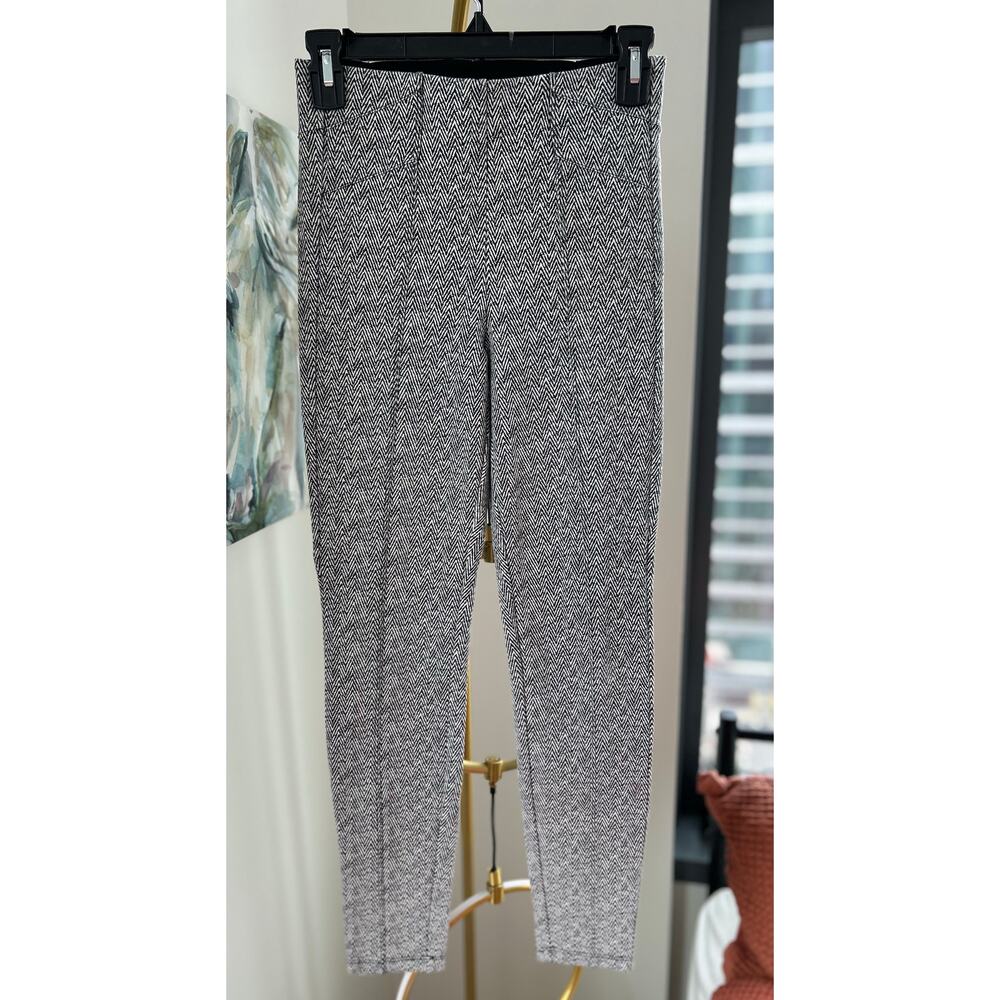 Liverpool | Black & White Chevron Pull-On Trouser Leggings | Size 0